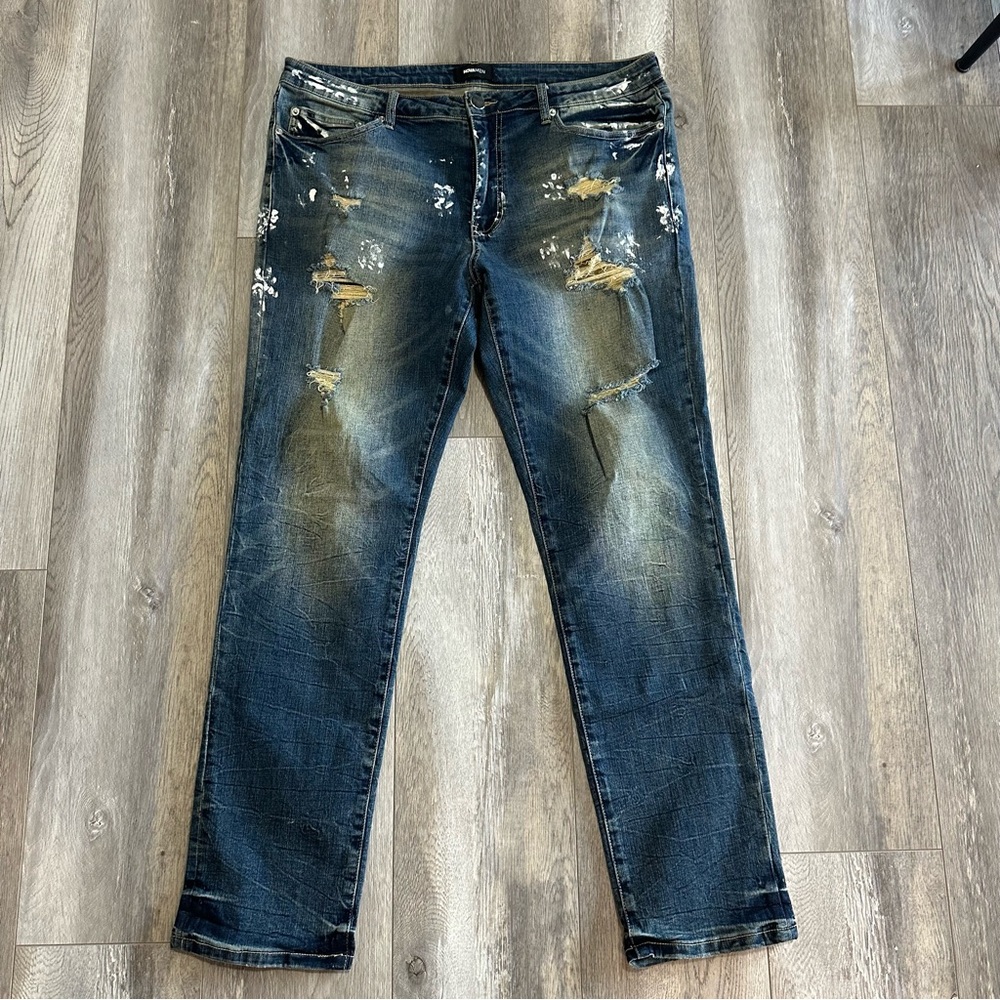 Nova Men Dark Blue Wash with paint splatter